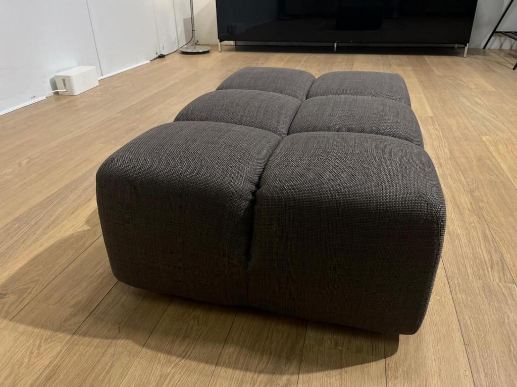 TBE B&B Italia Tufty pouf / ottoman + garantie, Enlèvement ou Envoi, Comme neuf, Rectangulaire, 50 à 75 cm