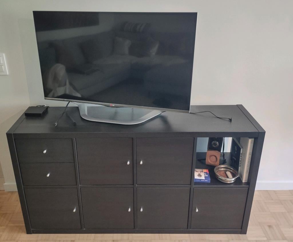 IKEA KALLAX 4x2 vakken met  7 inserts - Zwartbruin, Huis en Inrichting, Ophalen, Minder dan 50 cm, 100 tot 150 cm, Zo goed als nieuw