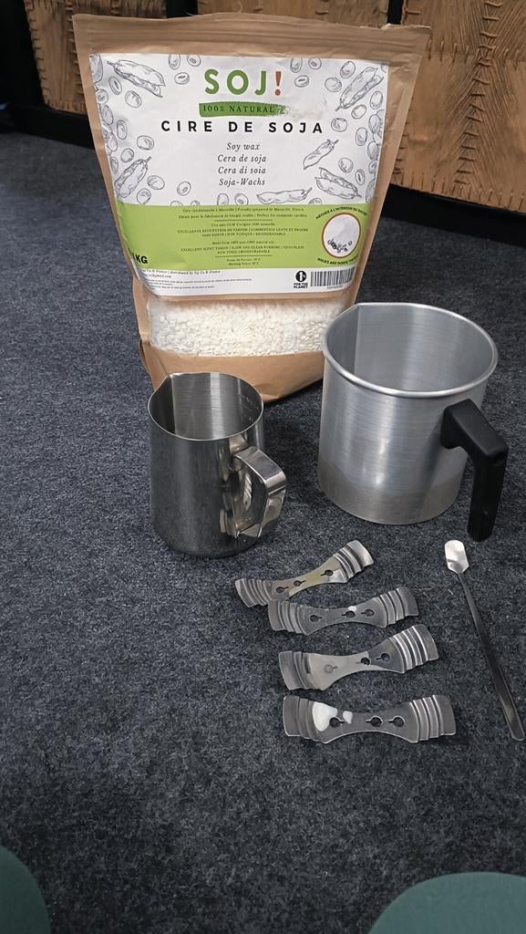 Complete set kaarsen maken., Ophalen