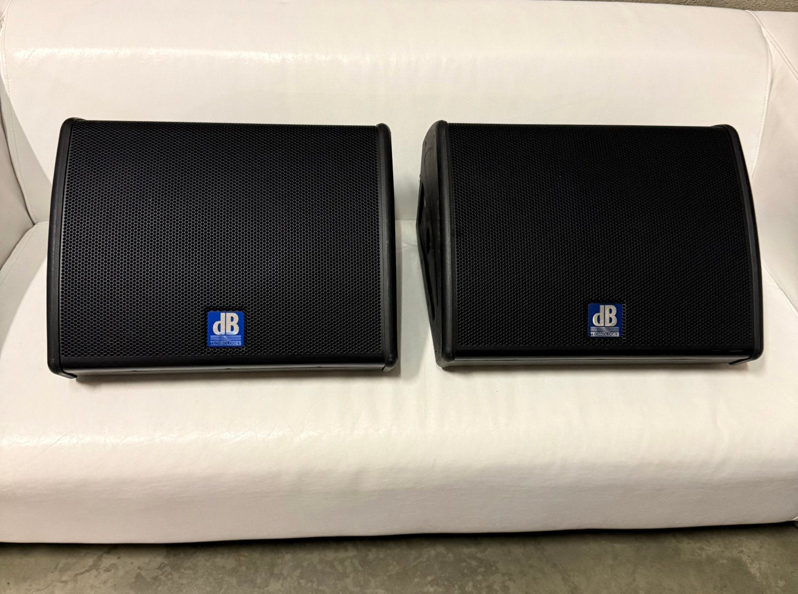 dB Technologies Flexsys FM12, Audio, Tv en Foto, Luidsprekerboxen, Ophalen, Zo goed als nieuw