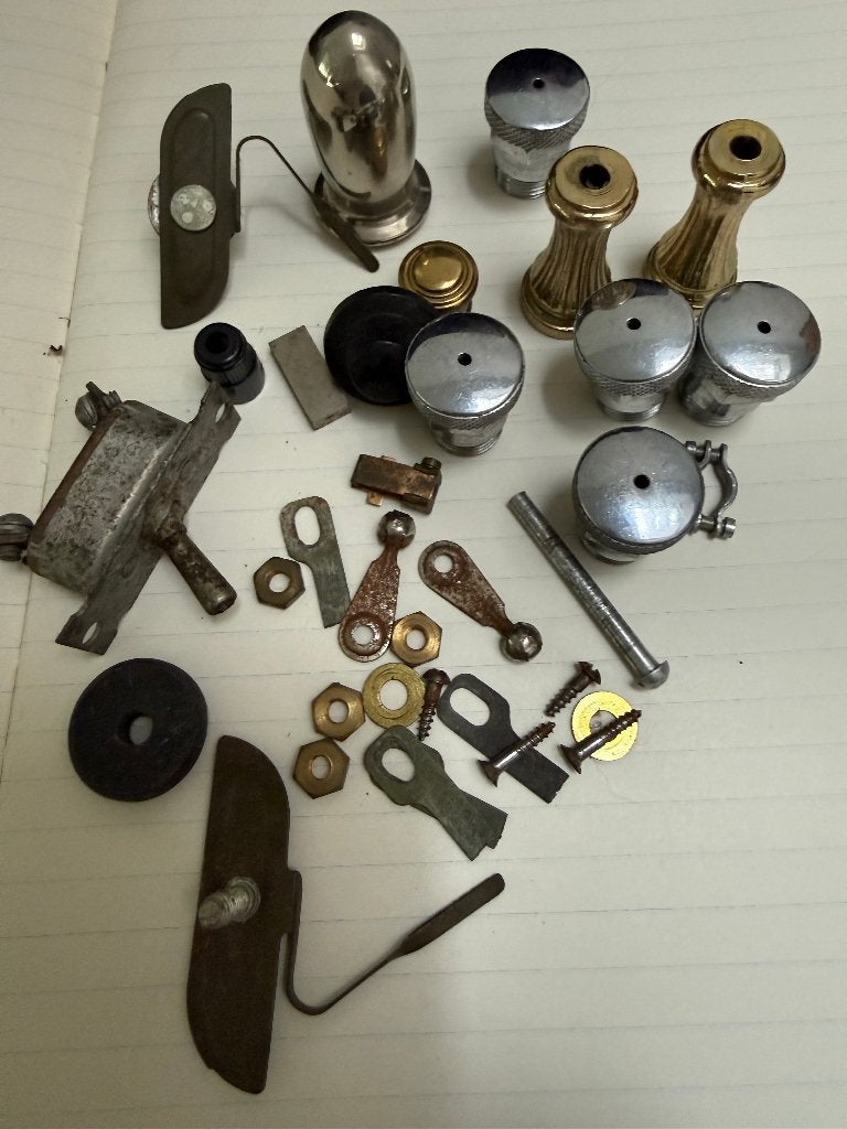 Vintage reserveonderdelen (microscoop en hardware), Verzenden