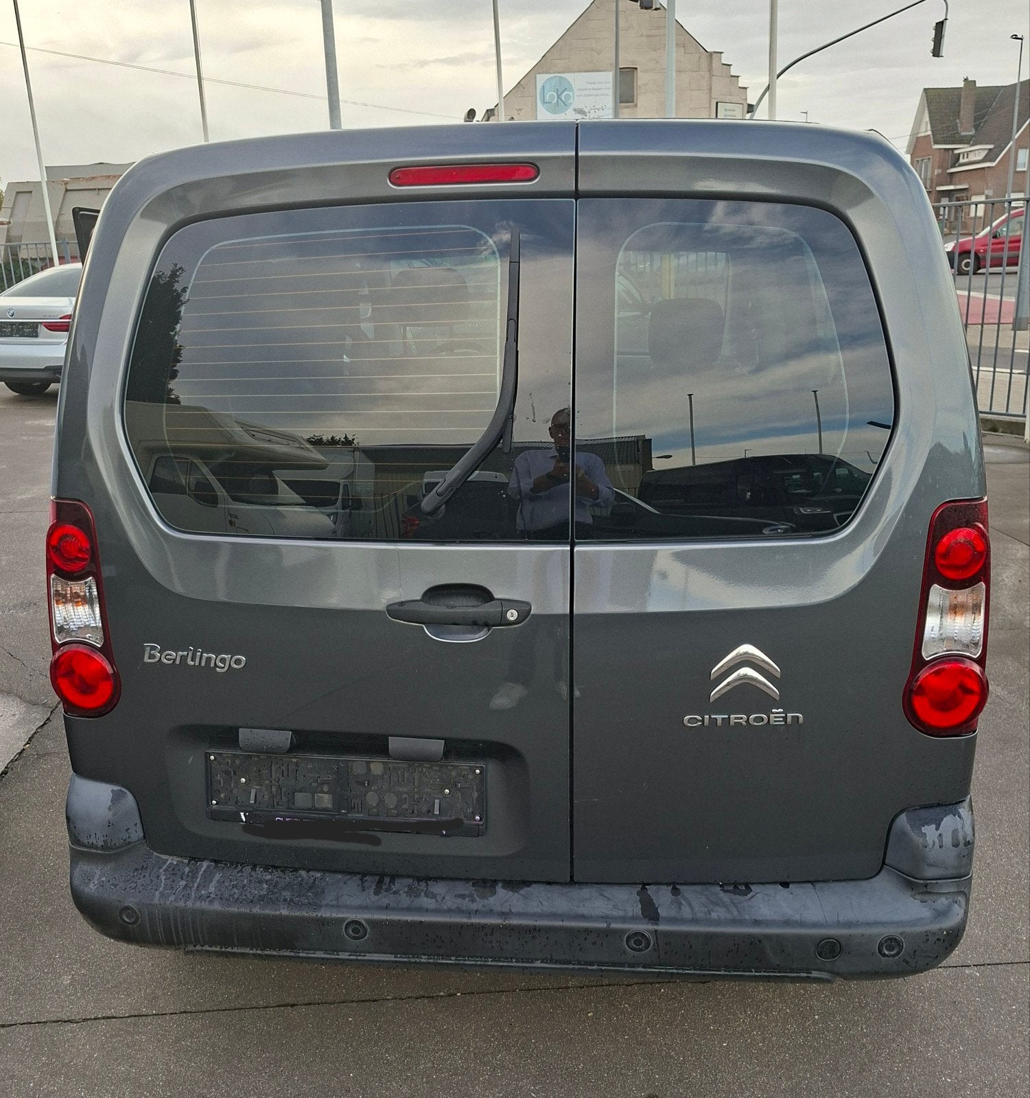 Citroën Berlingo, https://public.car-pass.be/vhr/159e8d85-8ed8-4640-910a-27038d450a56, Euro 6, 72 kW, Leder en Stof