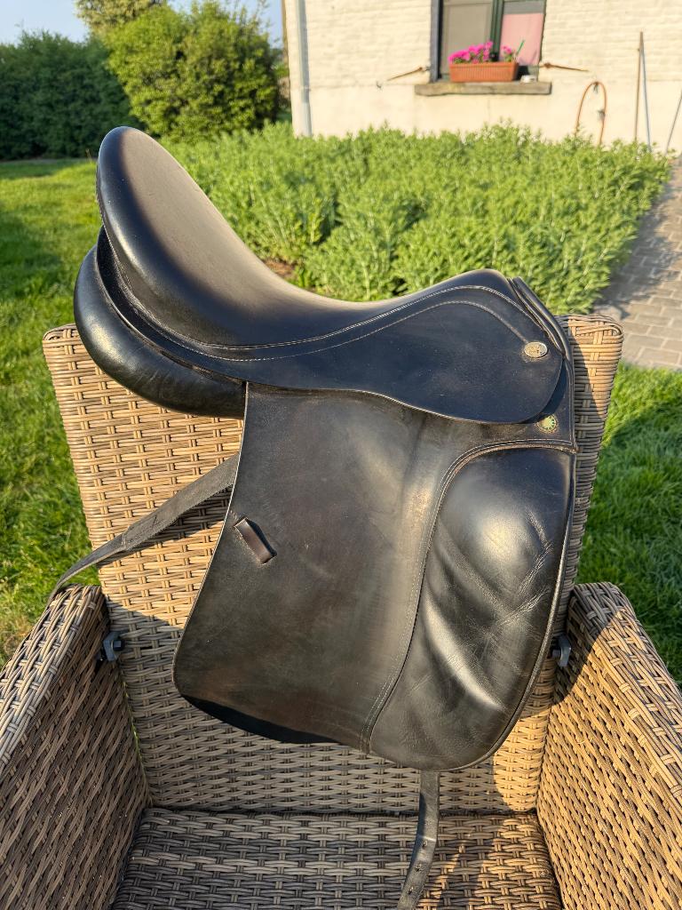 Dressuurzadel prestige 17,5 inch te koop, Dieren en Toebehoren, Ophalen, Gebruikt, Dressuur