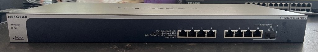 Netwerk switch NETGEAR ProSAFE XS708E – 8-poorts 10GbE, Ophalen of Verzenden, Gebruikt