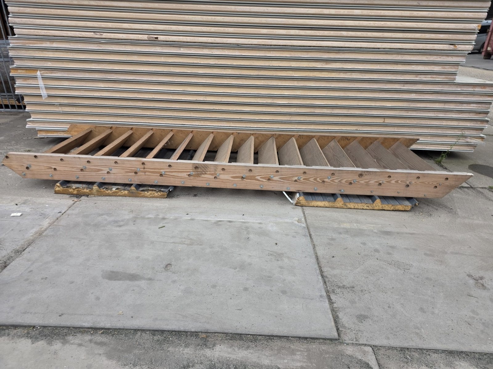 Houten trap, 2 à 4 mètres, Pelser bv, Escalier, Comme neuf