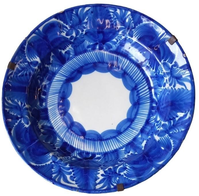 18de eeuws continentaal faience bord VMO, Antiek en Kunst, Ophalen of Verzenden
