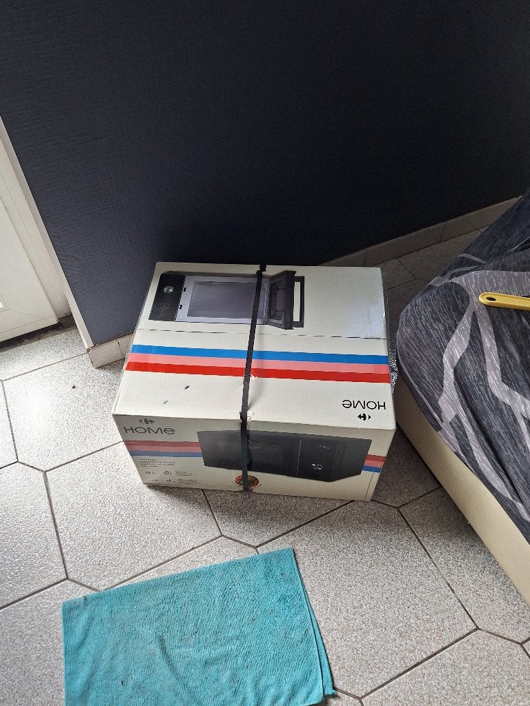 a vendre micro onde, Electroménager, Neuf, Enlèvement, À Poser, Micro-ondes