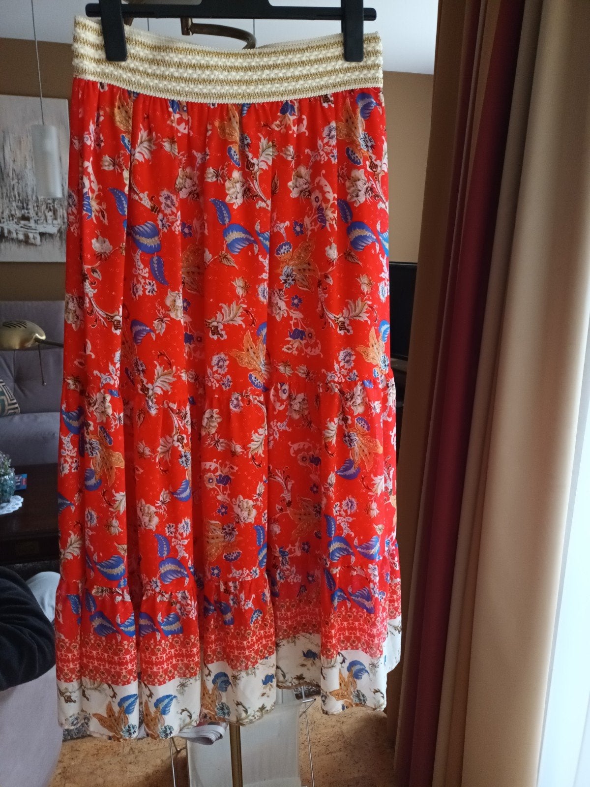 Nouvelle jupe flatteuse « J S MILLENIUM »., Enlèvement ou Envoi, Taille 42/44 (L)