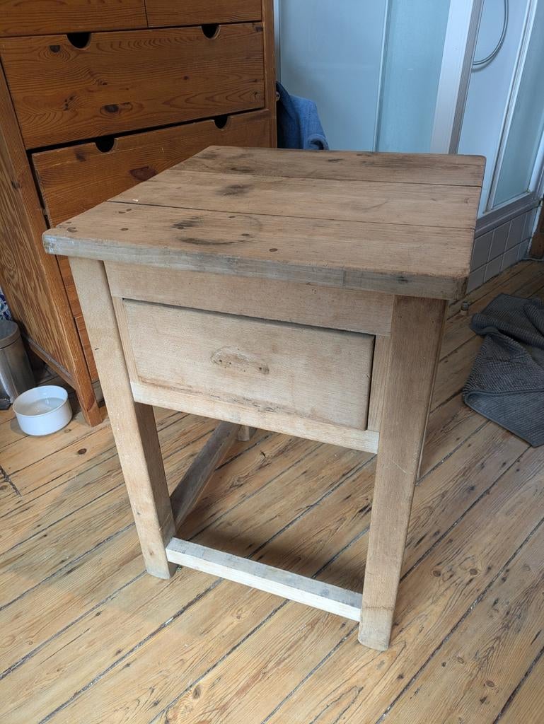 Houten kastje / tafeltje, Antiek en Kunst, Ophalen