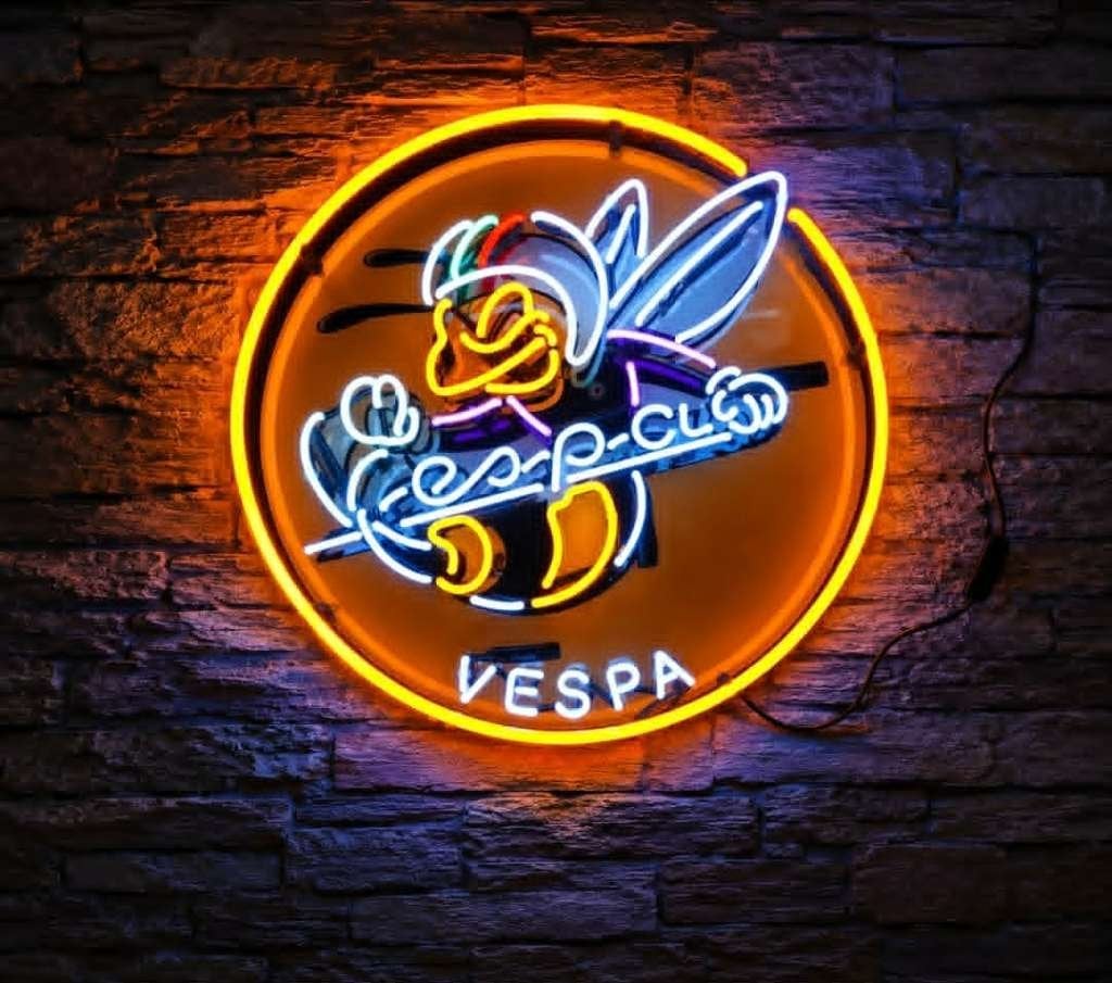 Vespa bij neon licht reclame decoratie verlichting lamp, Ophalen of Verzenden, Nieuw, Lichtbak of (neon) lamp