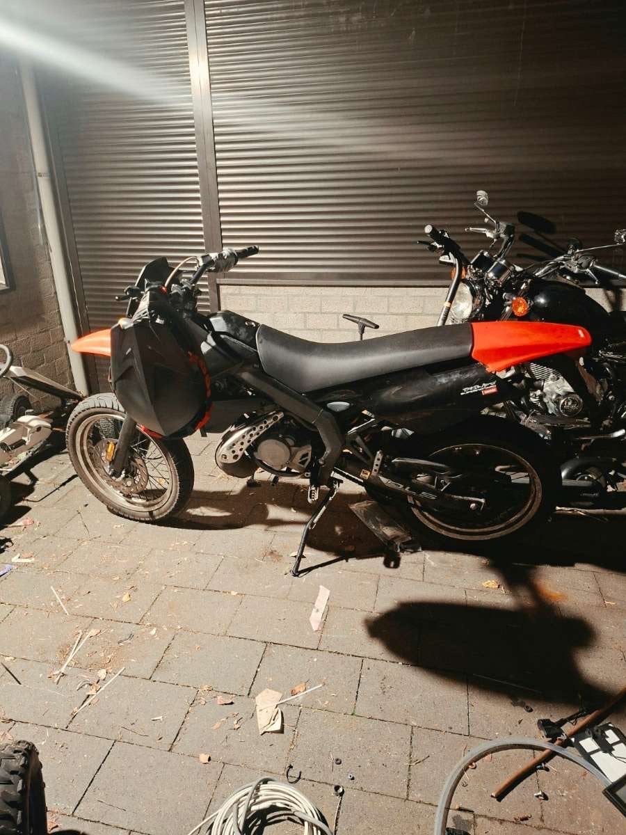 Derbi senda, Enlèvement, Comme neuf, 50 cm³, Derbi