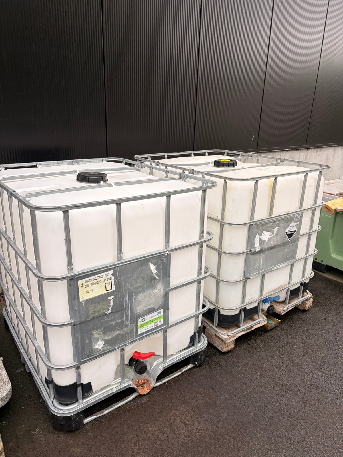 2 x IBC container - niet gereinigd, Ophalen, Gebruikt