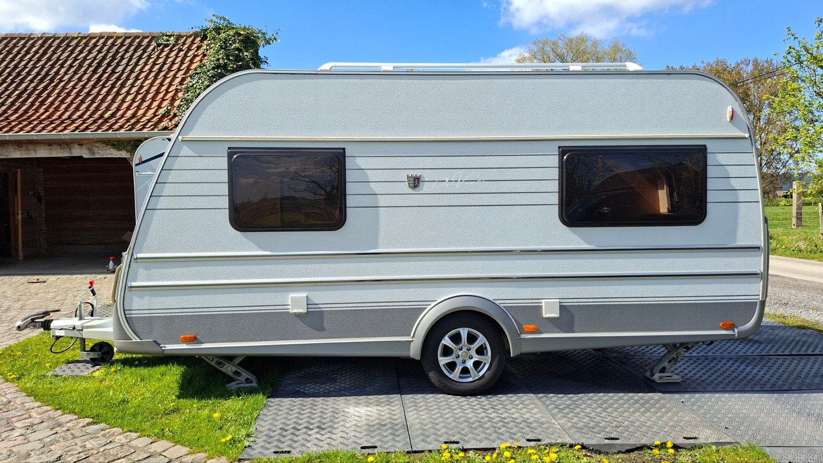 Tabbert 390 QD bouwjaar 2013, Caravans en Kamperen, Particulier, Treinzit, Tabbert