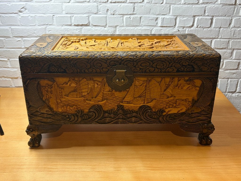 Antieke Chinese Camferhouten Kist met Houtsnijwerk (70 cm), Enlèvement ou Envoi, Weet ik niet, Comme neuf, Weet ik niet