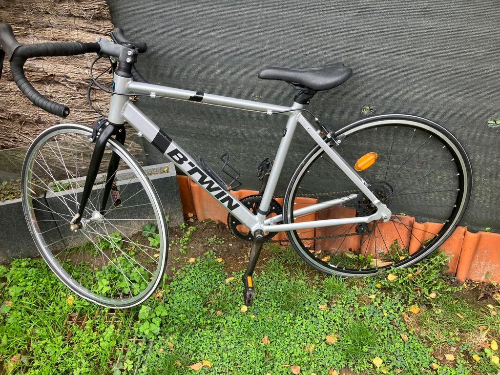 Junior koersfiets btwin, Enlèvement, Utilisé