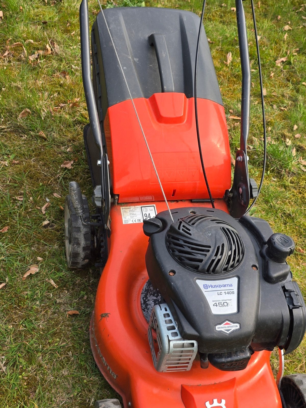 Husqvarna benzine grasmaaier, Ophalen, Opvangbak