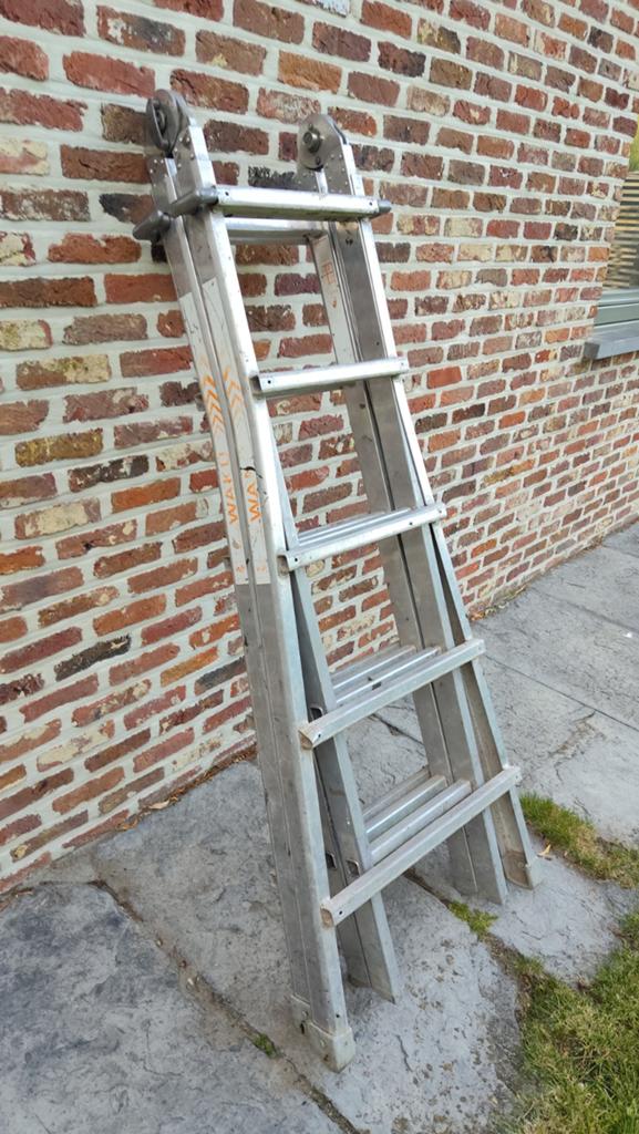 Échelle WAKU ladder type 102, Bricolage & Construction, Échelles & Escaliers, Enlèvement, Échelle
