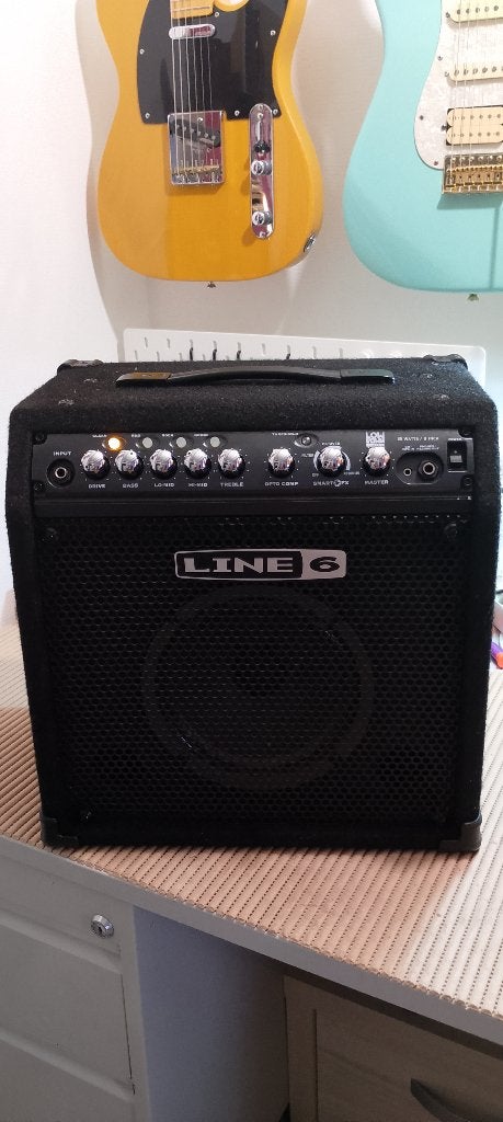 Ampli basse Line 6, Musique & Instruments, Amplis | Basse & Guitare, Enlèvement, Comme neuf, Guitare basse, Moins de 50 watts