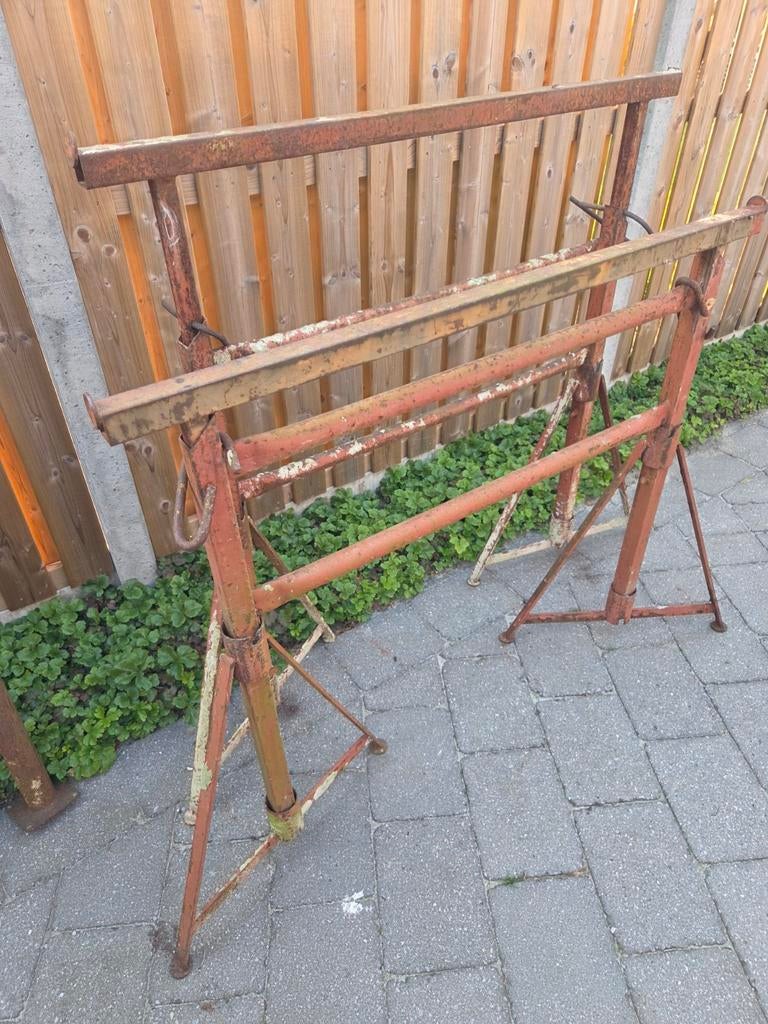 2 Metserschragen (metsersschraag of metserschraag), Doe-het-zelf en Bouw, Steigers, Ophalen