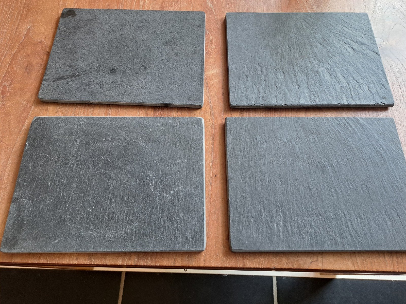 4 leistenen voor presenteren etenswaren, grijs,zwarte kleur, Ophalen of Verzenden