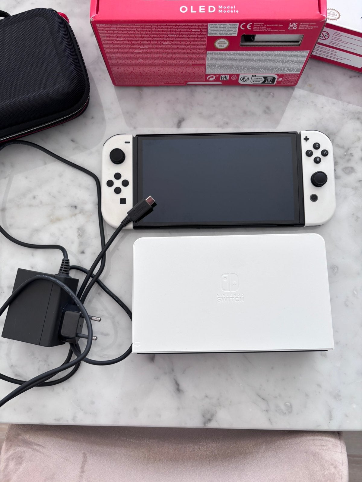 Nintendo Switch OLED met toenehoren, Enlèvement, Comme neuf, Switch OLED