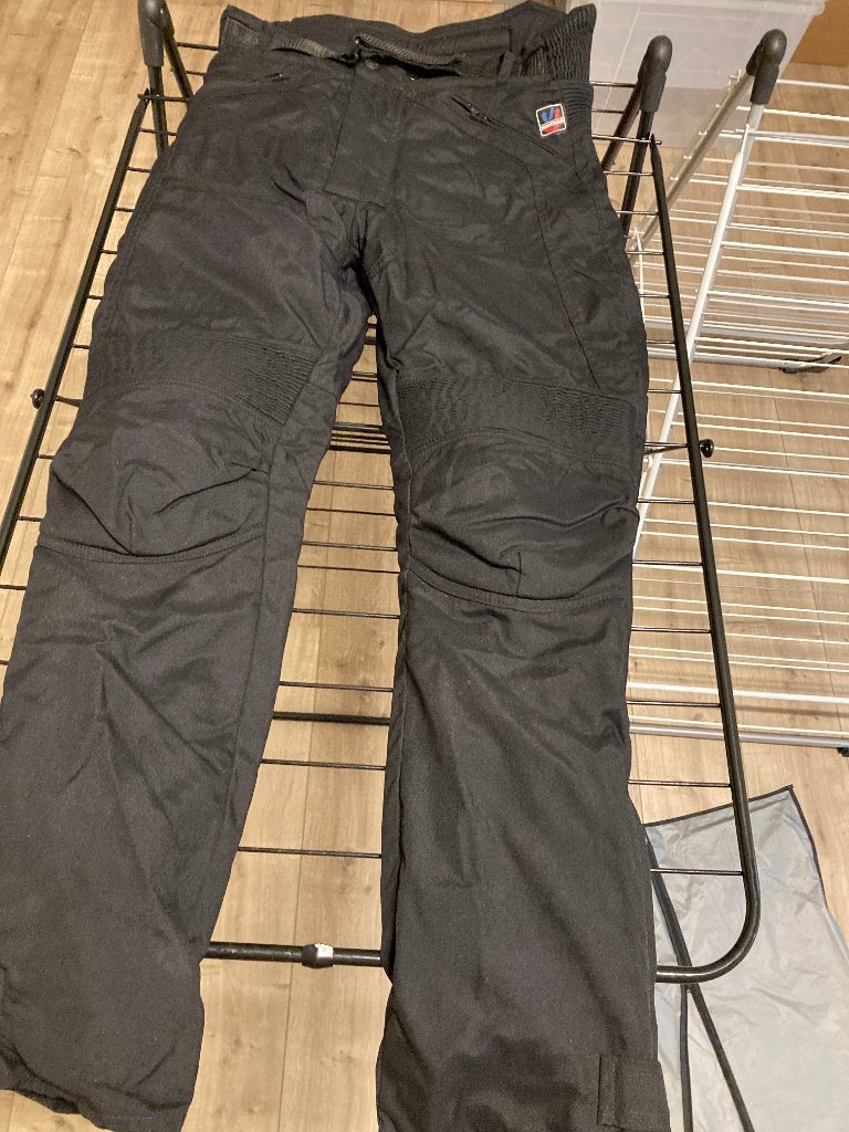 motorbroek merk Richa, maat S, met versterkte knieën, Motoren, Kleding | Motorkleding, Heren, RICHA, Tweedehands, Ophalen