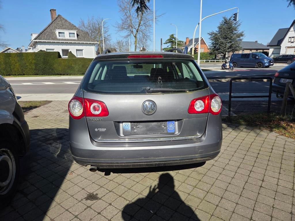 Vw Passat variant 1.6i benzine lez free, Auto's, Volkswagen, Voorwielaandrijving, 75 kW, Stof, 1599 cc