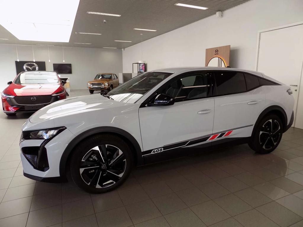 Peugeot 408 408 1.2 Turbo MHEV GT S (bj 2025, automaat), Auto's, Gebruikt, Zwart, 1199 cc, Bedrijf