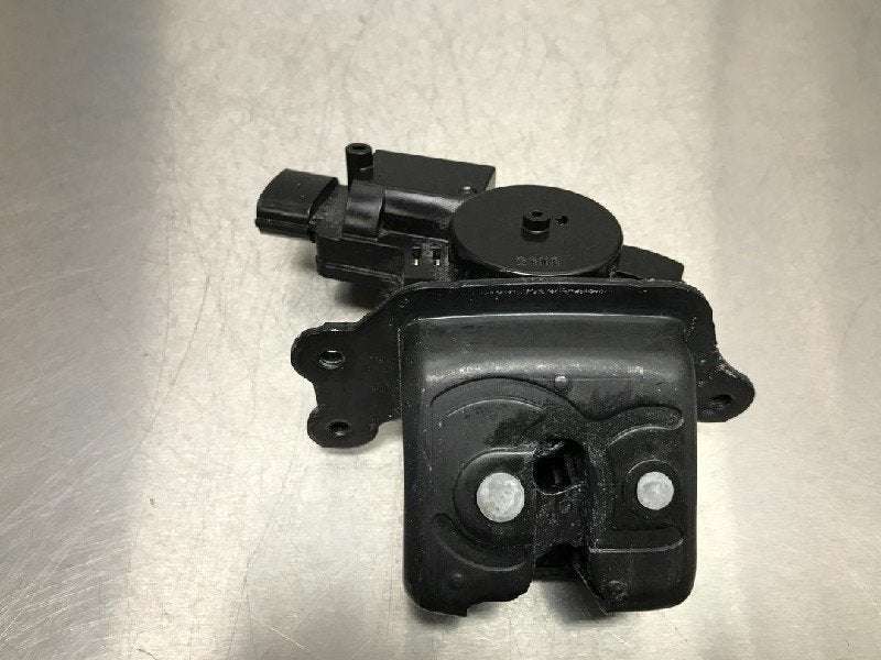 SLOTVANGER ACHTERKLEP Toyota C-HR (X1,X5) (01-2016/-), Gebruikt, Toyota