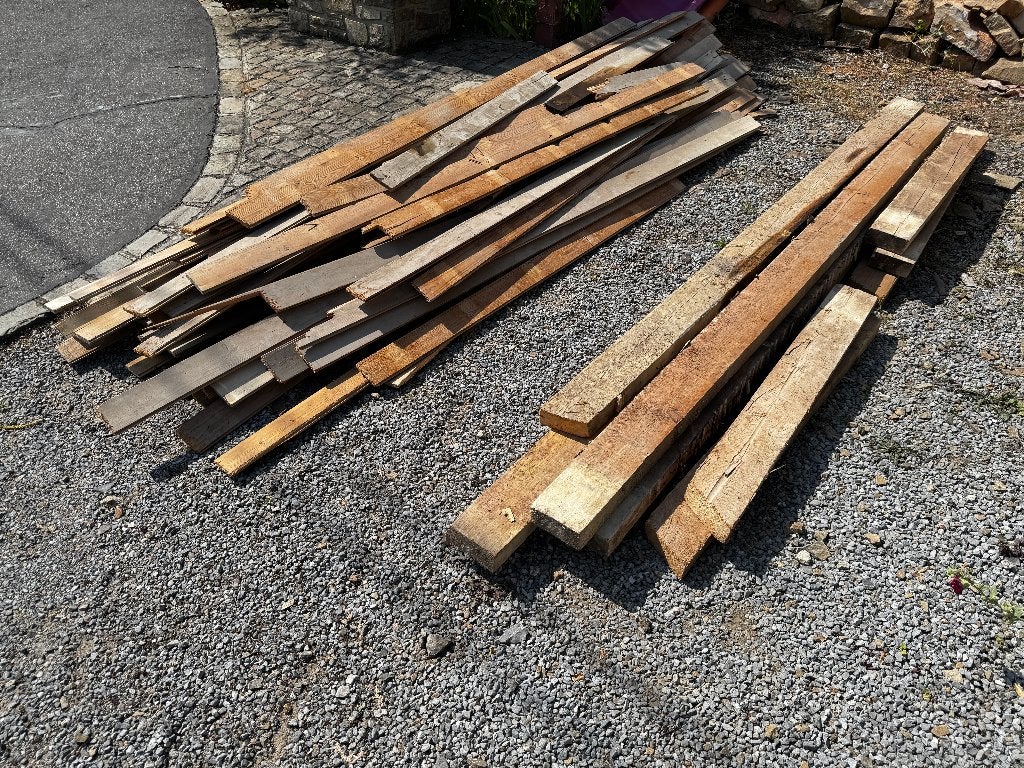PLANCHES de BOIS sec POUTRELLES + LAMBRIS ok pour chauffage, Enlèvement