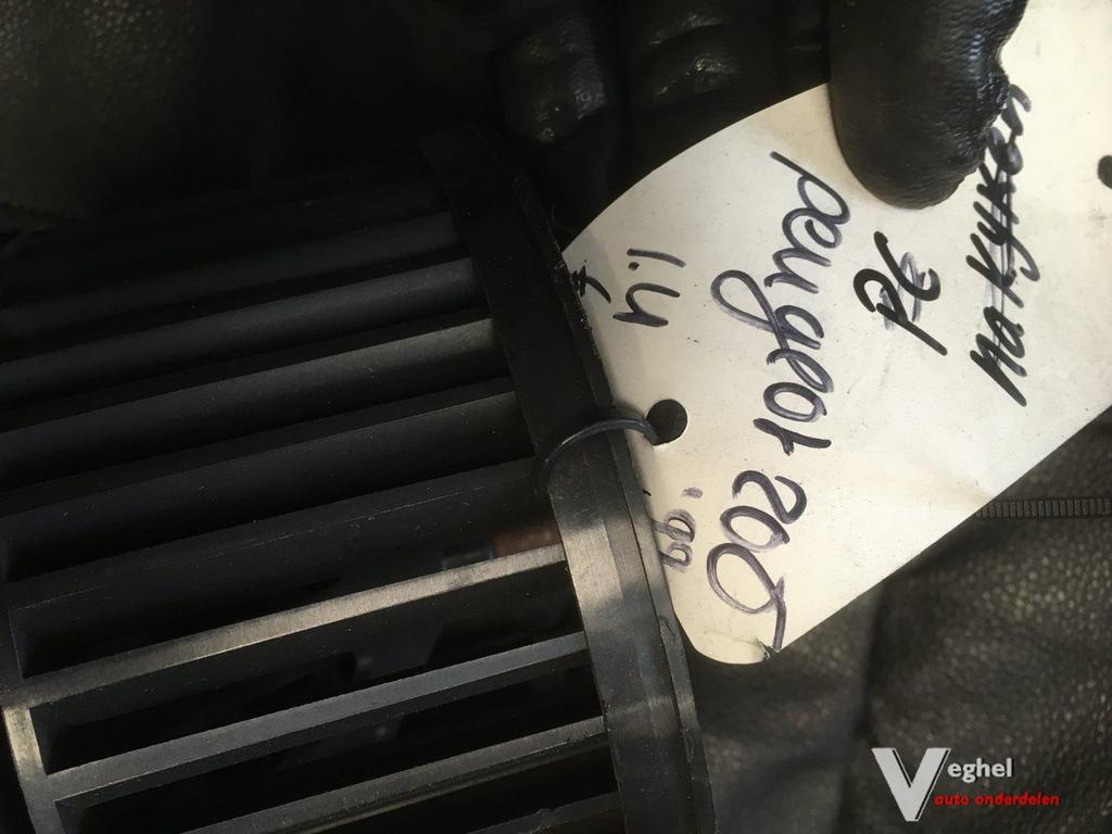 Peugeot 206 1.4  1999 kachelmotor zonder airco, Auto-onderdelen, Gebruikt, -, -, Ophalen of Verzenden