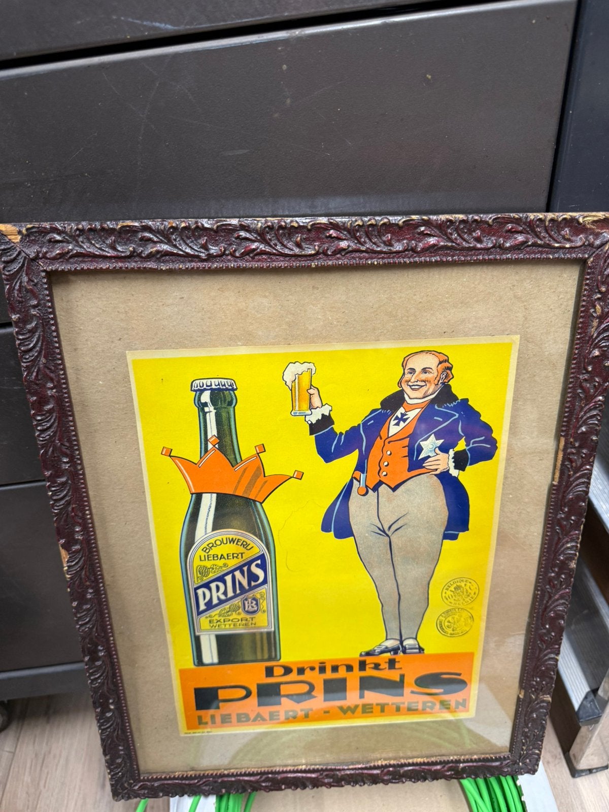 Oud reclamebord prins in origineel kader, Verzamelen, Ophalen, Reclamebord