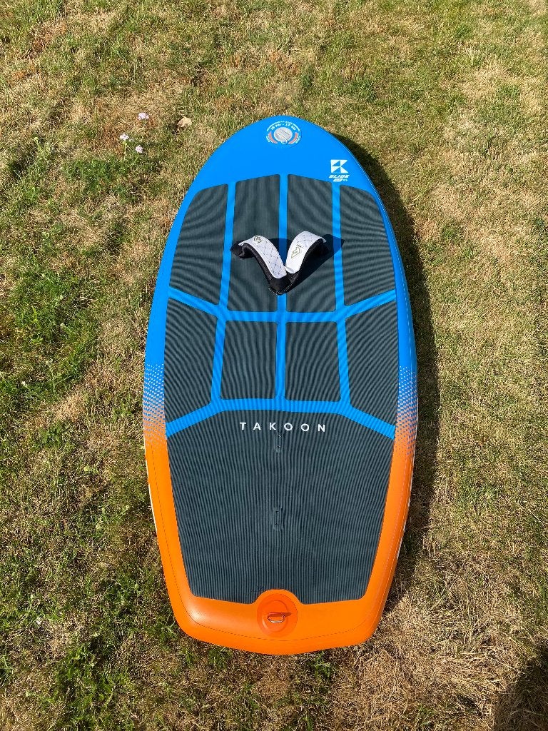 Takoon Glide Air 5'3" 110L in absolute nieuwstaat., Watersport en Boten, Ophalen of Verzenden, Zo goed als nieuw, Wingsurf-board