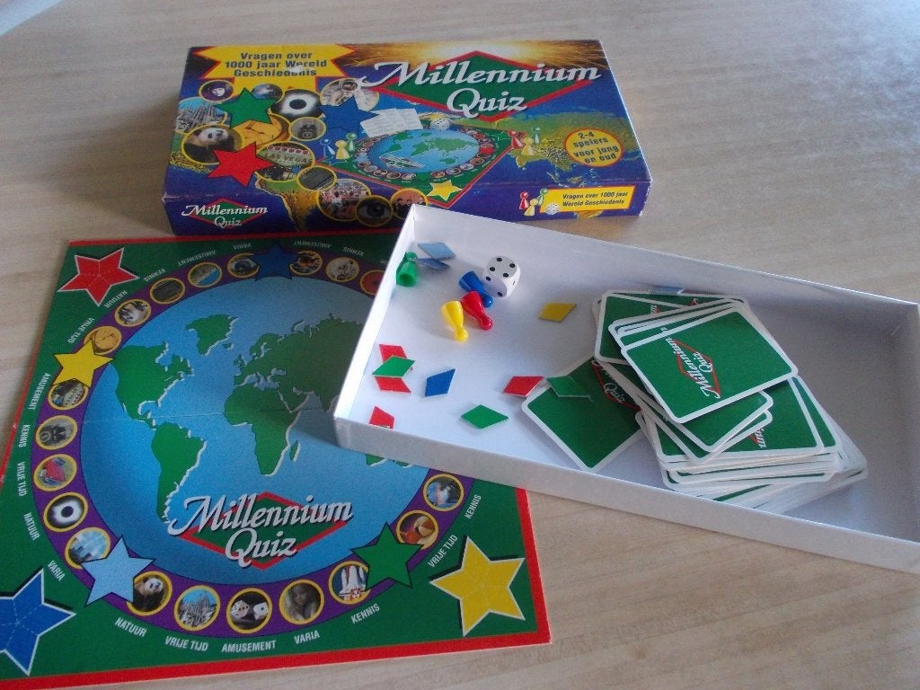 Millennium Quiz., Drie of vier spelers, Ophalen of Verzenden, Zo goed als nieuw