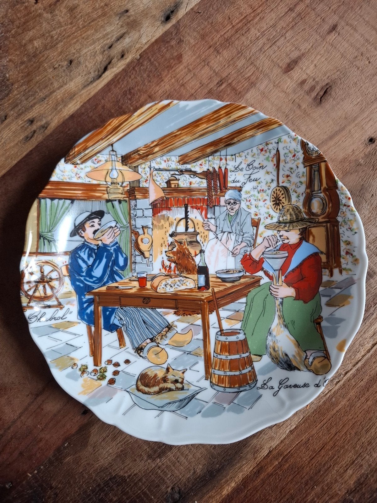 assiette porcelaine vintage Artertre Paris "le coin du feu", Enlèvement