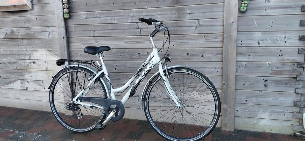 Damesfiets in zeer goede staat, Fietsen en Brommers, Fietsen | Dames | Damesfietsen, Ophalen, Versnellingen