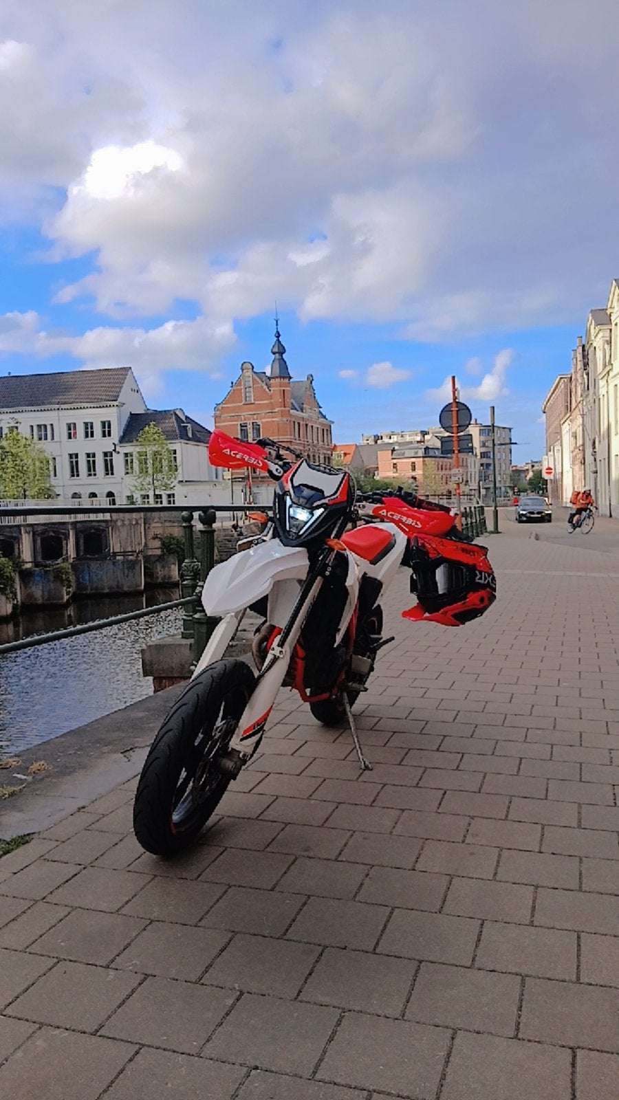 Beta RR 125cc 4T supermoto, Ophalen of Verzenden, Zo goed als nieuw