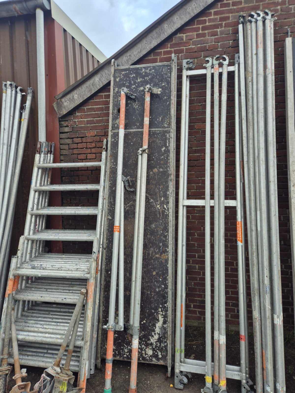aluminium rolsteiger rolstelling 
0,8x2,85m met 9,2m werkhoo, Doe-het-zelf en Bouw, Ophalen