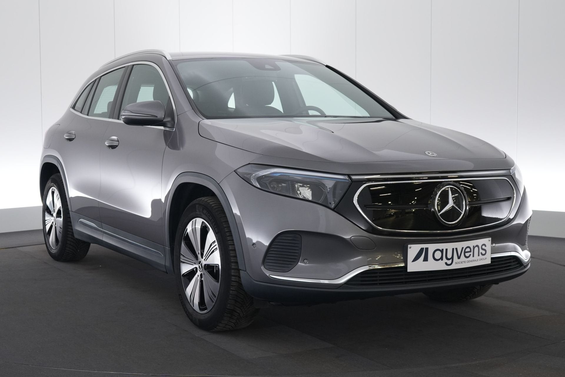 (2EAY241) MERCEDES-BENZ EQA, Autos, Mercedes-Benz, Argent ou Gris, Achat, Entreprise, Carnet d'entretien
