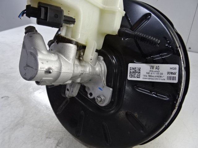 MASTERVAC / SERVOFREIN Passat (3G2) (5Q1614105CG), Volkswagen, Volkswagen AG, Utilisé, Kundenbetreuung@volkswagen.de