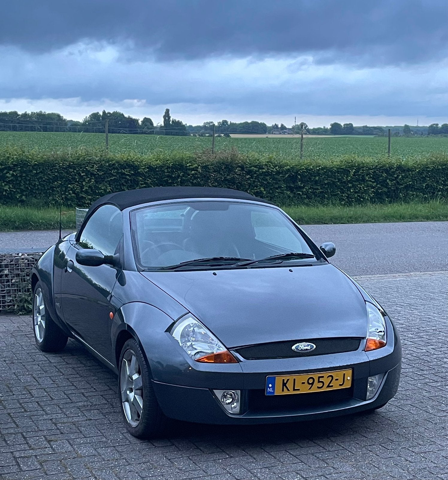 Ford streetka stuur rechts weinig kilometers, Auto's, Cabriolet, 1600 cc, Leder, Particulier