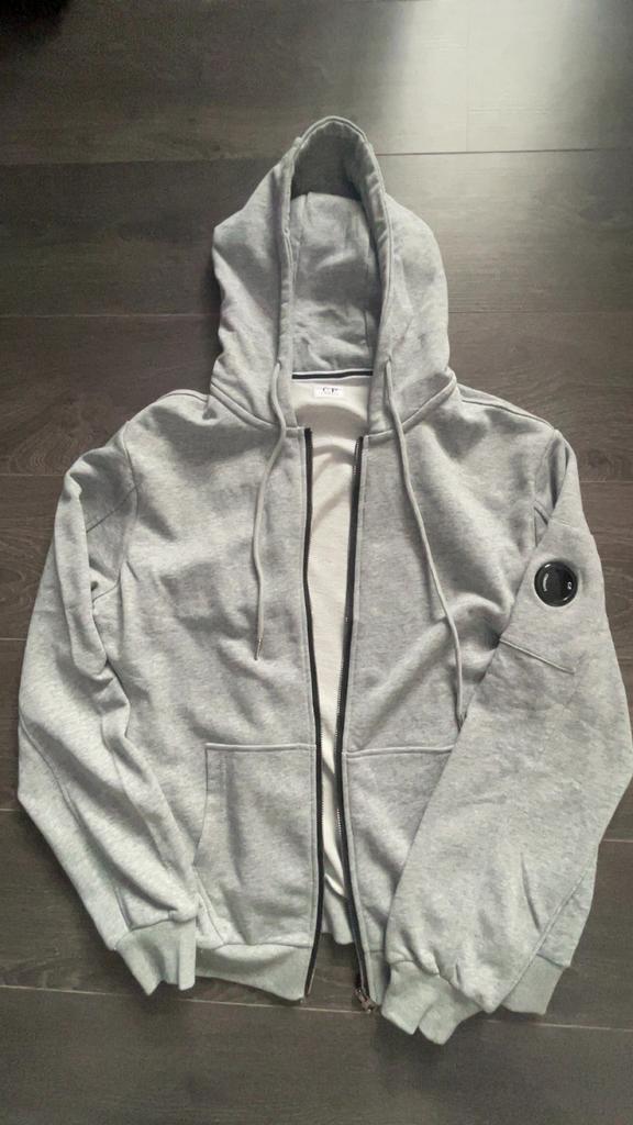 CP Company Full Zip Hoodie / Vest – Maat M, Vêtements | Hommes, Pulls & Vestes, Enlèvement, Neuf, Taille 48/50 (M), Gris