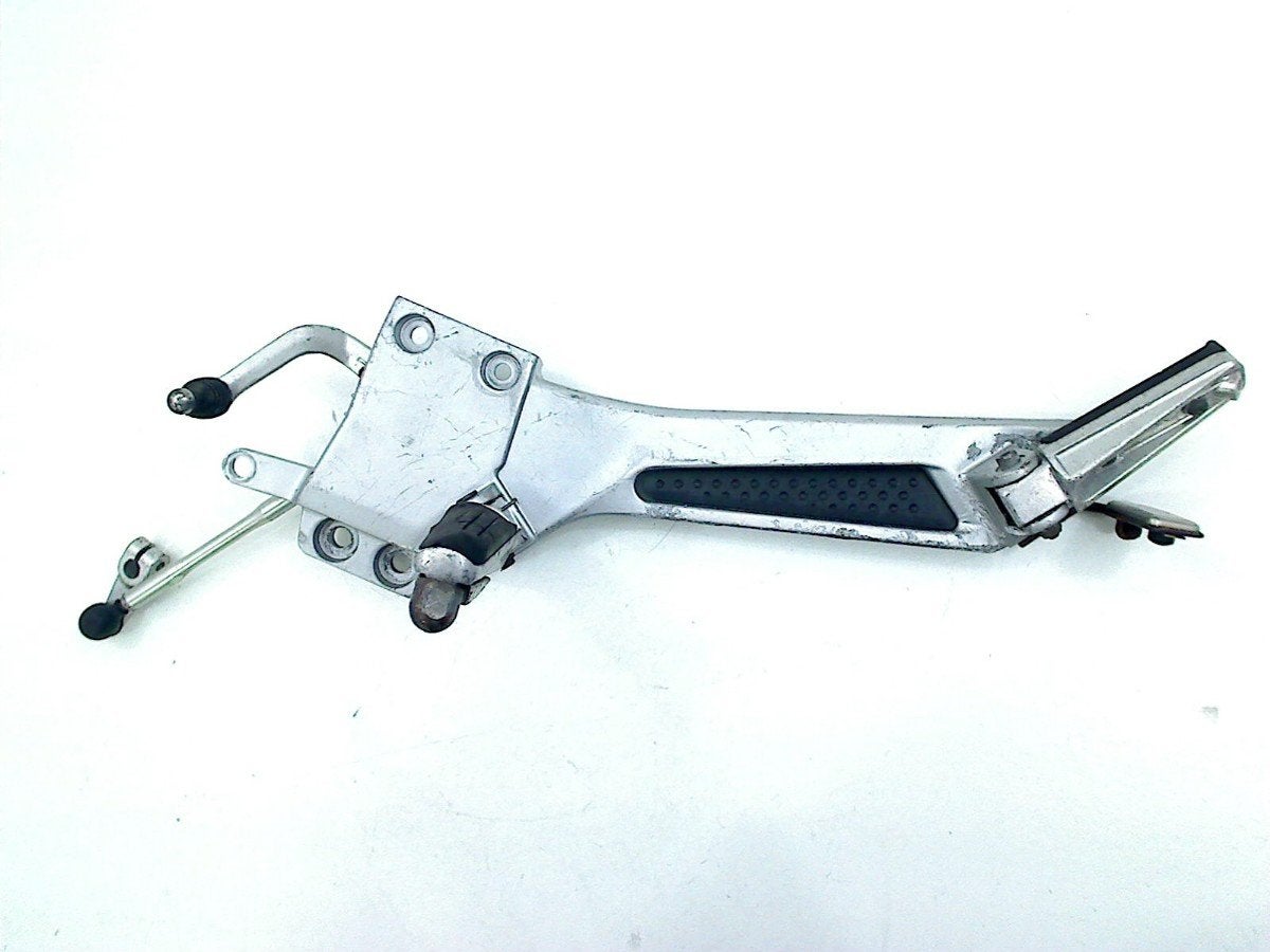 SCHETSPLAAT LINKS VOOR Yamaha (2D2-27442-00-00), Dhr. S. di Majo, Gebruikt, Info@cama-motorparts.nl, P.J. Troelstraweg 8 8
3144 CX  MAASSLUIS, NL