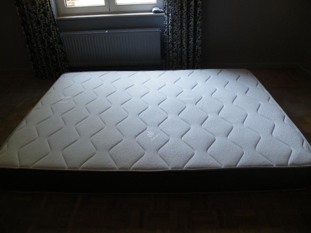 Matelas, Maison & Meubles, Chambre à coucher | Matelas & Sommiers, Comme neuf, Matelas, Autres dimensions, 200 cm, Deux personnes