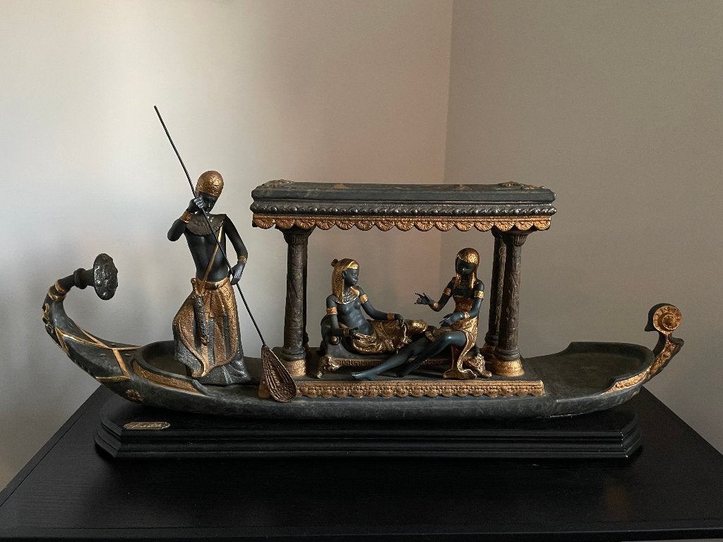 Groot Egyptisch beeld Cleopatra's boot- FCO de Pablo (76 cm), Ophalen