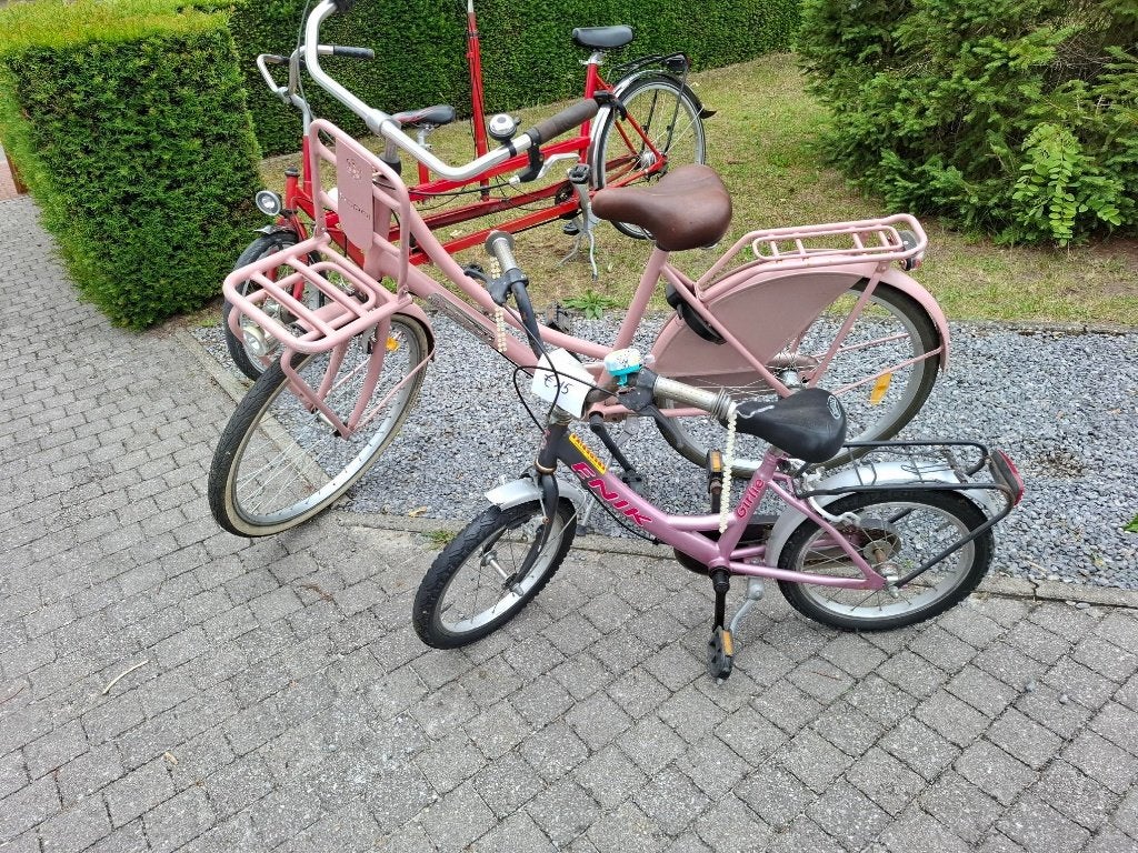 kinderfiets merk enik en roze fiets te koop, Fietsen en Brommers, Ophalen, Gebruikt