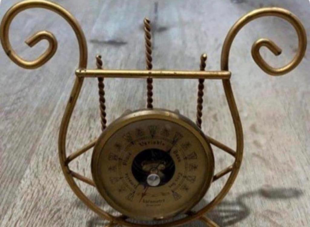 Ancien baromètre à restaurer l aiguille rouge ne tient pas, Ophalen of Verzenden, Barometer