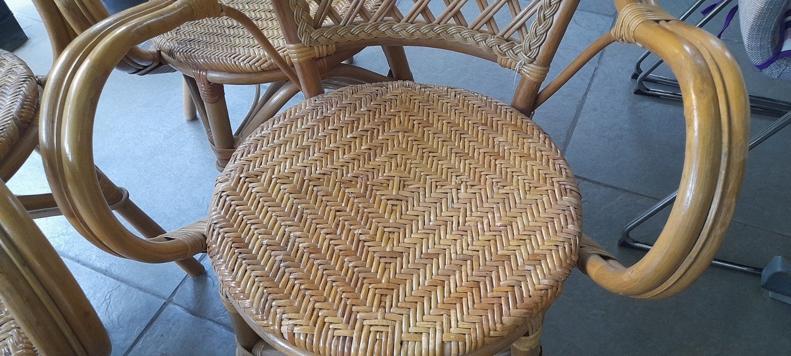 Rotan stoelen 4 stuks + kussens, Tuin en Terras, Tuinstoelen, Ophalen, Gebruikt, Rotan, Stapelbaar