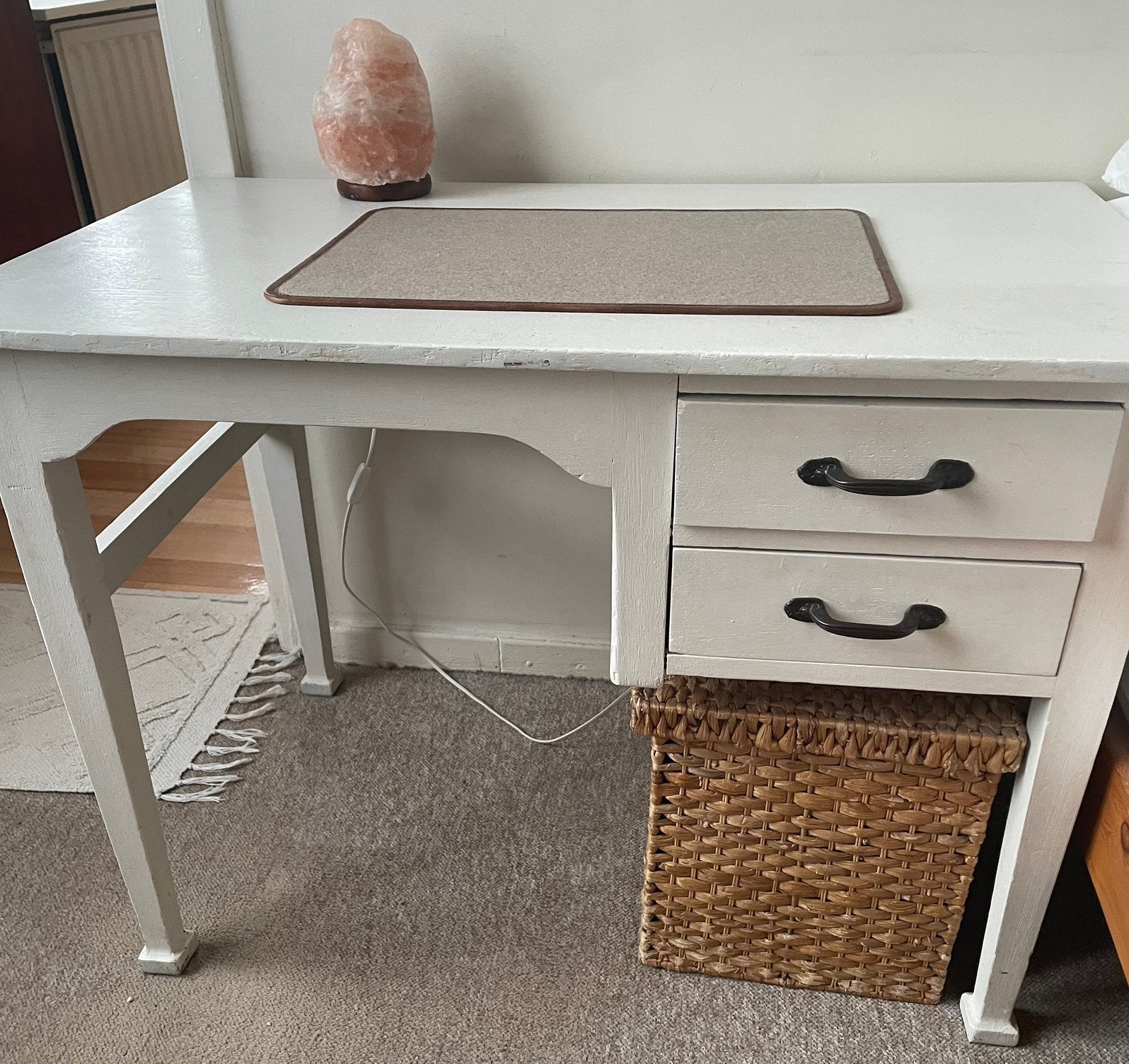 Bureau tres solide avec deux tiroirs, Autres marques, Bureau d'écolier, Enlèvement, Utilisé