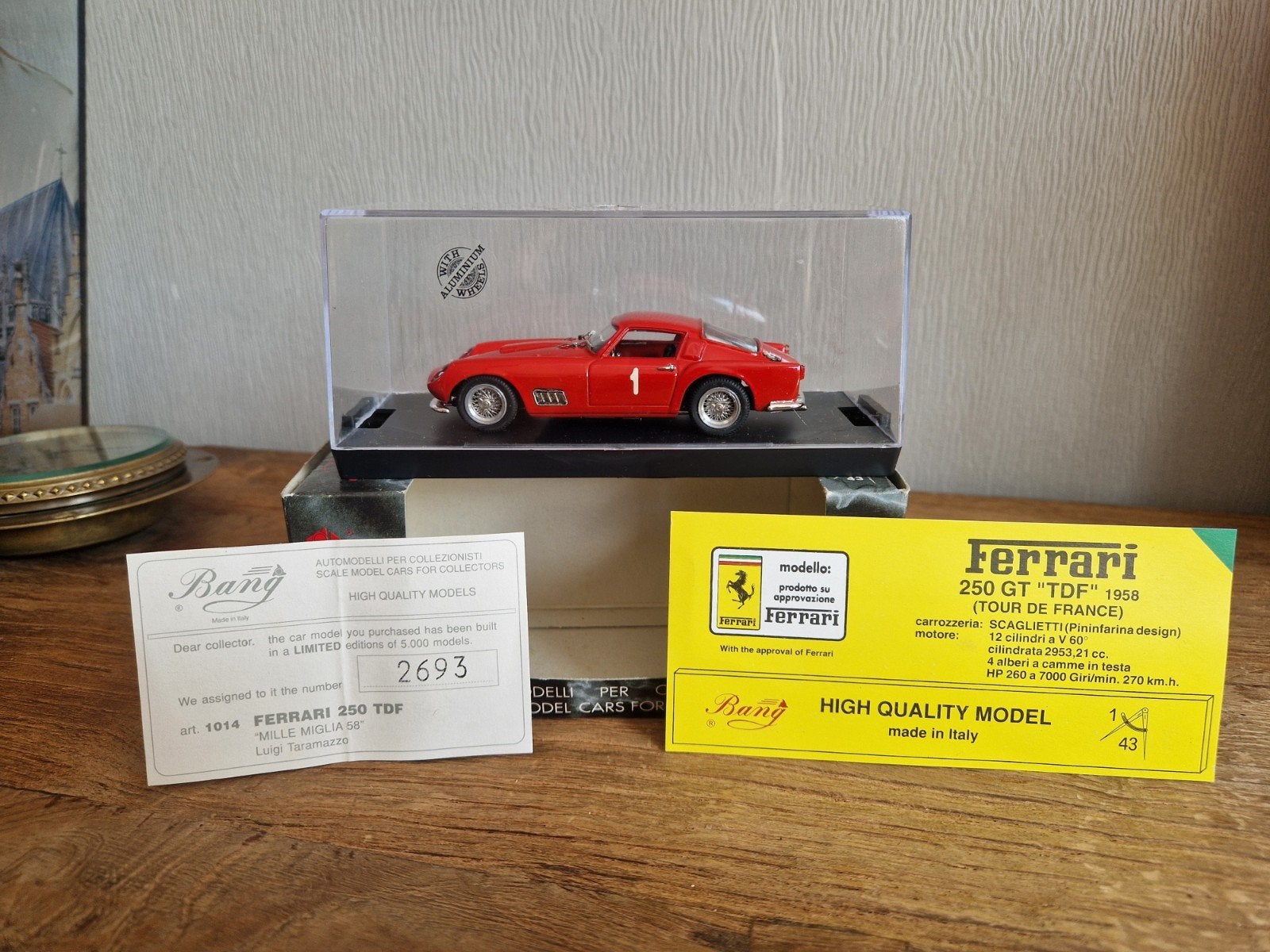 Bang 1/43 Ferrari 250GT TDF 1958, Enlèvement ou Envoi